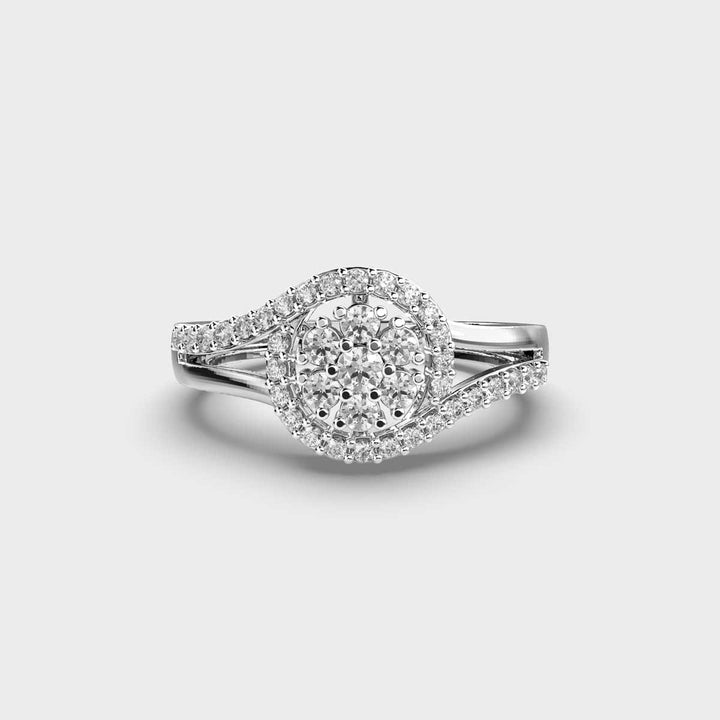 Glittering Halo Diamond Ring