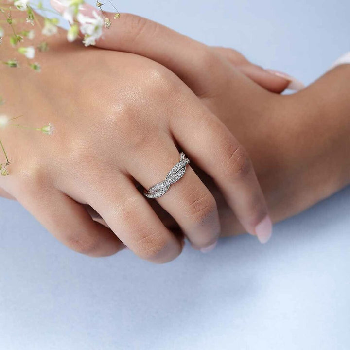 Entwining Triumph Diamond Ring